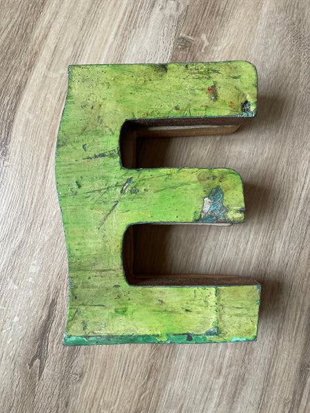 Holzbuchstaben - DekoEule- Onlineshop für Landhausdeko, Deko Landhausstil, Farmhausdeko, Landhausstil Deko