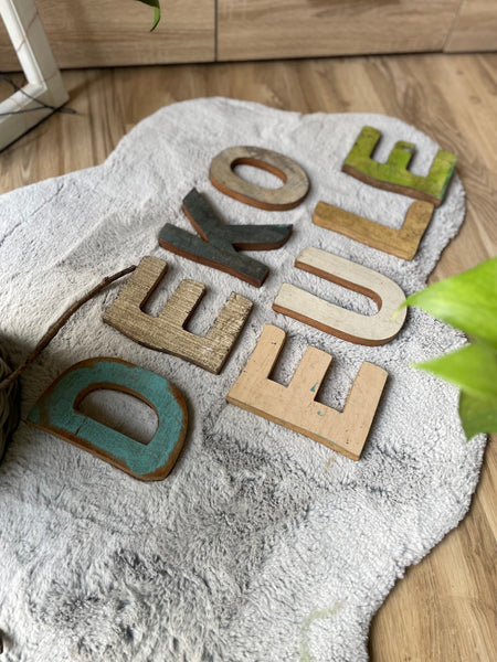 Holzbuchstaben - DekoEule- Onlineshop für Landhausdeko, Deko Landhausstil, Farmhausdeko, Landhausstil Deko