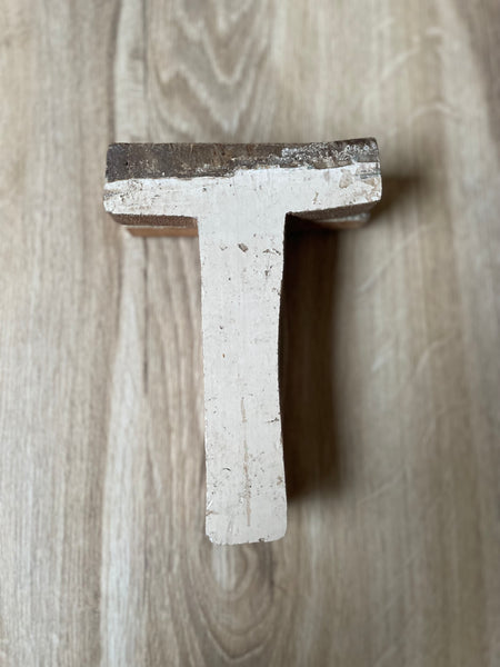 Holzbuchstaben - DekoEule- Onlineshop für Landhausdeko, Deko Landhausstil, Farmhausdeko, Landhausstil Deko