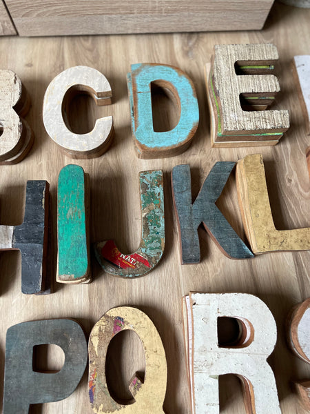 Holzbuchstaben - DekoEule- Onlineshop für Landhausdeko, Deko Landhausstil, Farmhausdeko, Landhausstil Deko