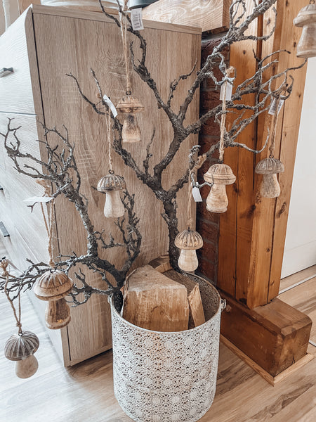 Pilzanhänger aus Holz - DekoEule- Onlineshop für Landhausdeko, Deko Landhausstil, Farmhausdeko, Landhausstil Deko