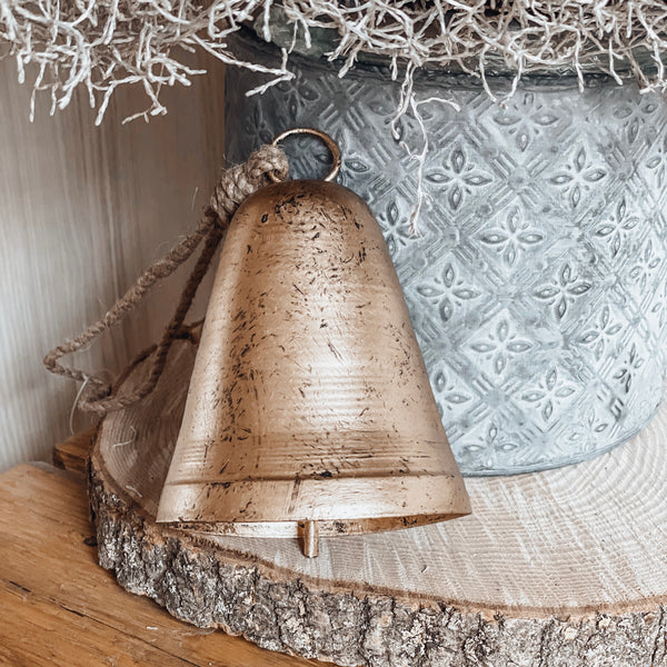 goldene Glocke - DekoEule- Onlineshop für Landhausdeko, Deko Landhausstil, Farmhausdeko, Landhausstil Deko