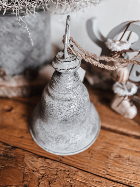 Glocke Silbergrau - DekoEule- Onlineshop für Landhausdeko, Deko Landhausstil, Farmhausdeko, Landhausstil Deko