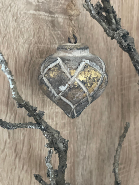 Holzkugel Tropfen