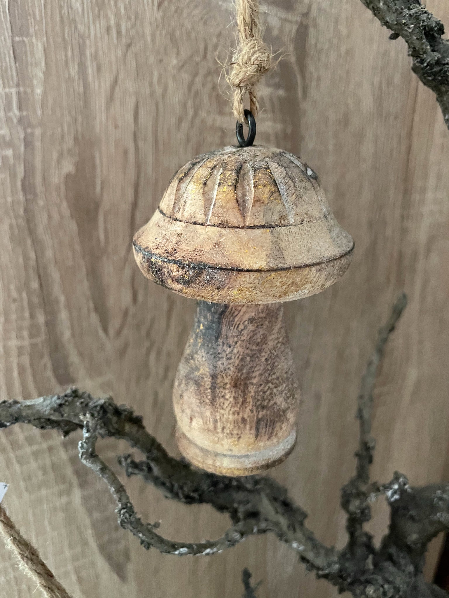 Pilzanhänger aus Holz - DekoEule- Onlineshop für Landhausdeko, Deko Landhausstil, Farmhausdeko, Landhausstil Deko