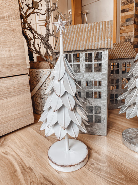 Tanne aus Metall - DekoEule- Onlineshop für Landhausdeko, Deko Landhausstil, Farmhausdeko, Landhausstil Deko