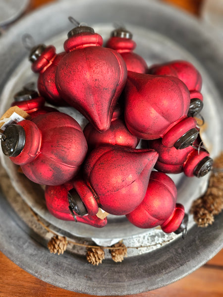 Weihnachtsbaumkugel in Zapfenform -rot- - DekoEule- Onlineshop für Landhausdeko, Deko Landhausstil, Farmhausdeko, Landhausstil Deko