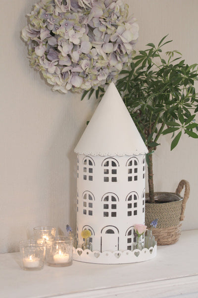 Vogelhaus-Laterne mit Fläschchen - DekoEule- Onlineshop für Landhausdeko, Deko Landhausstil, Farmhausdeko, Landhausstil Deko