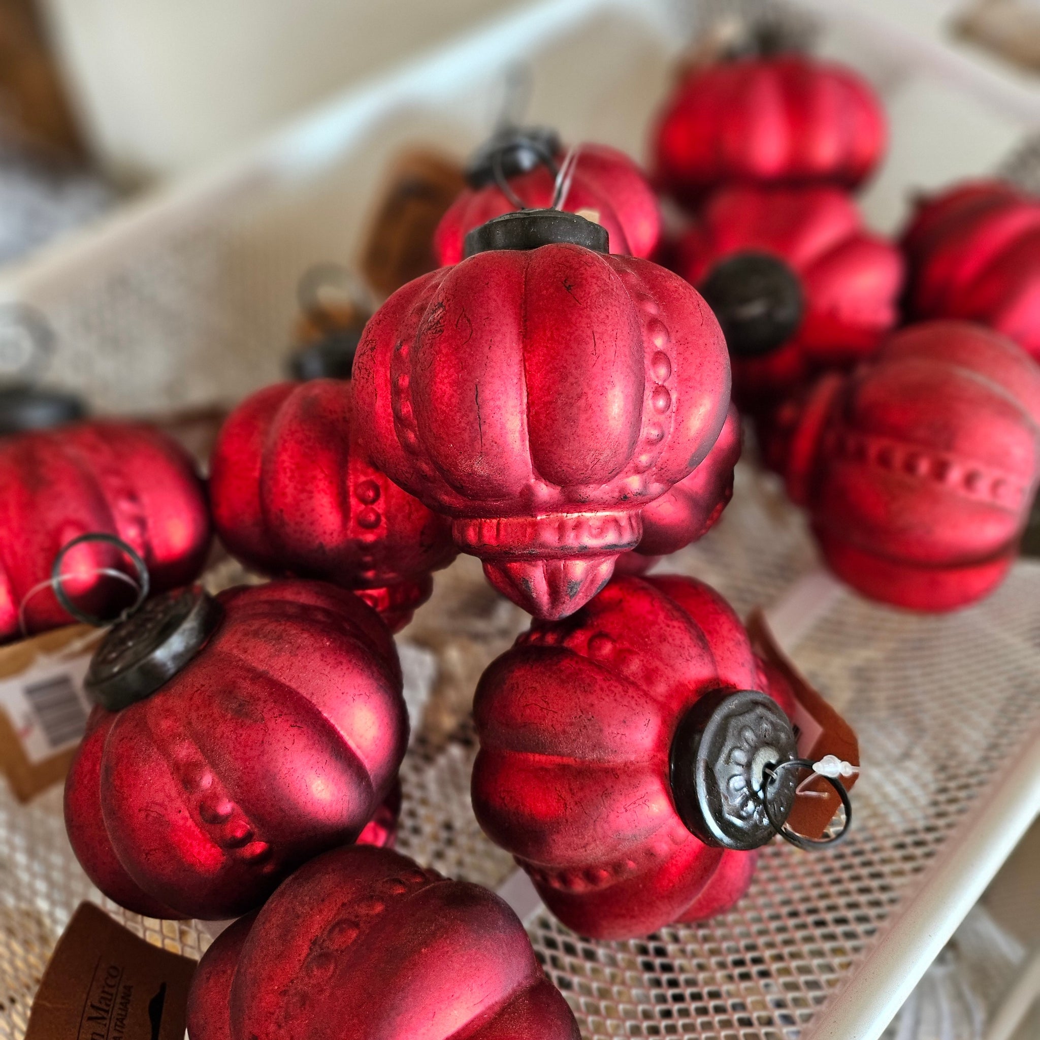 Weihnachtsbaumkugel Zapfen klein -rot- - DekoEule- Onlineshop für Landhausdeko, Deko Landhausstil, Farmhausdeko, Landhausstil Deko